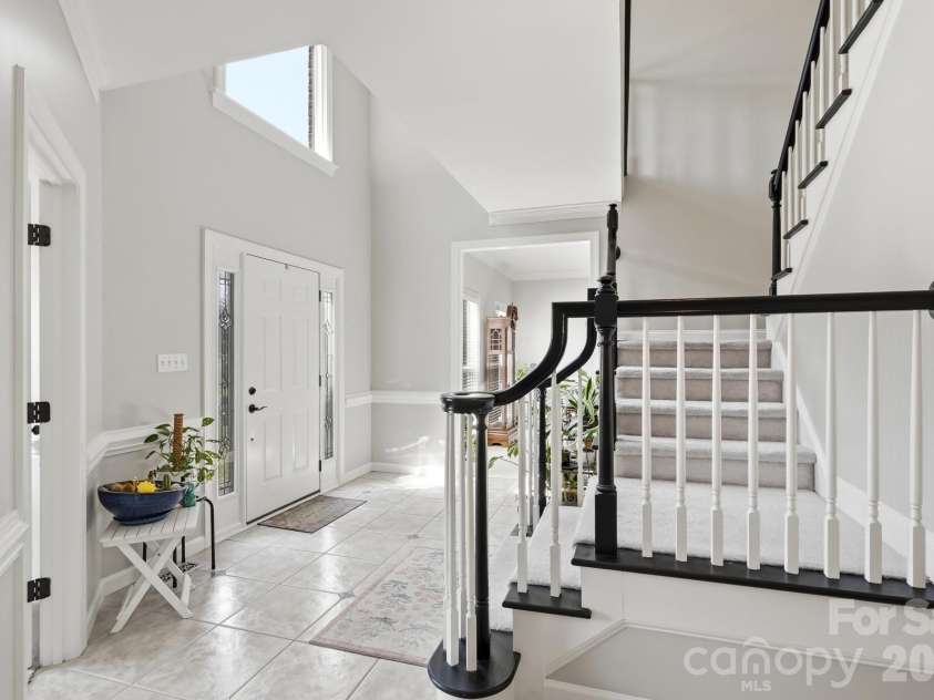 6912 Royce Court, Charlotte, NC 28277.  MLS# CAR4408091, YatesRealty ID 43111. 