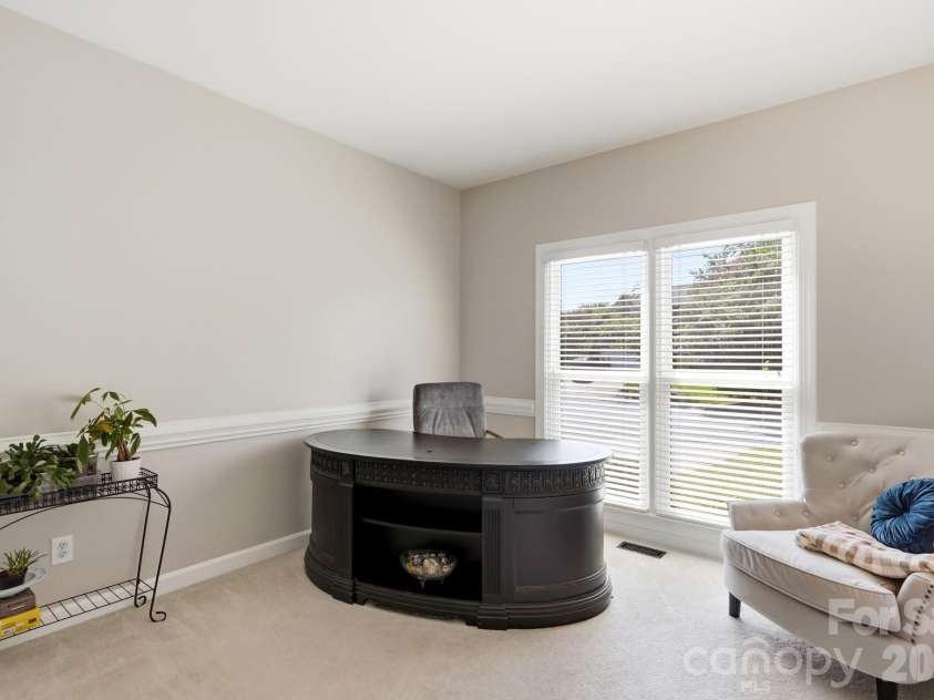 6912 Royce Court, Charlotte, NC 28277.  MLS# CAR4408091, YatesRealty ID 43111. 
