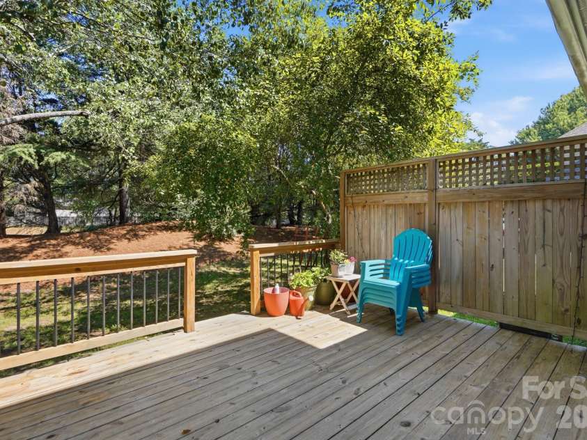 6912 Royce Court, Charlotte, NC 28277.  MLS# CAR4408091, YatesRealty ID 43111. 