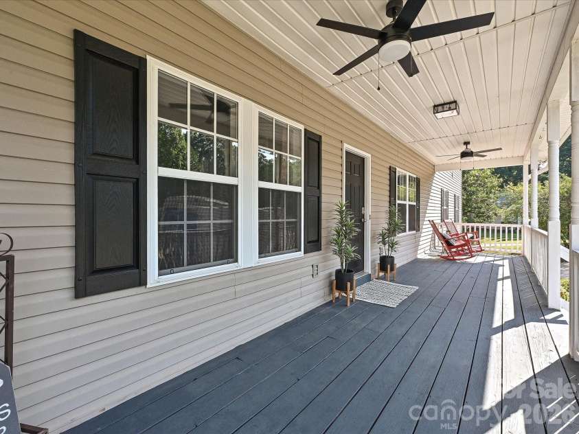 1401 Wall Street, Waxhaw, NC 28173.  MLS# CAR4406440, YatesRealty ID 43115. 