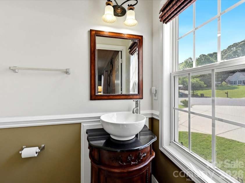 1401 Wall Street, Waxhaw, NC 28173.  MLS# CAR4406440, YatesRealty ID 43115. 