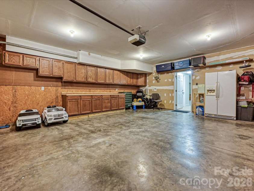 1401 Wall Street, Waxhaw, NC 28173.  MLS# CAR4406440, YatesRealty ID 43115. 