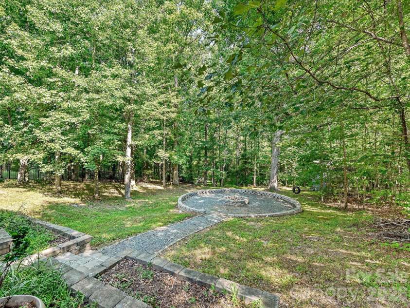 1401 Wall Street, Waxhaw, NC 28173.  MLS# CAR4406440, YatesRealty ID 43115. 