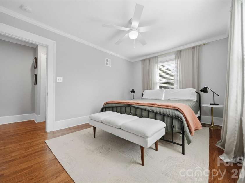 209 King Street, Morganton, NC 28655.  MLS# CAR4408508, YatesRealty ID 43116. 