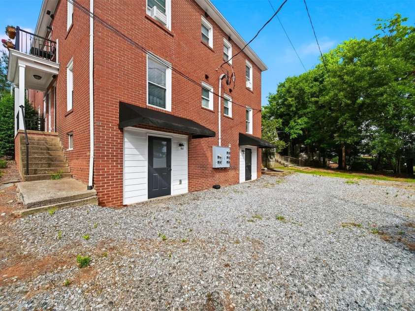 209 King Street, Morganton, NC 28655.  MLS# CAR4408508, YatesRealty ID 43116. 