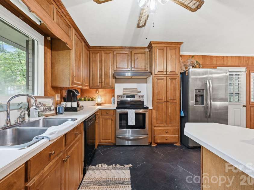 2204 Wilson Avenue, Monroe, NC 28110.  MLS# CAR4406742, YatesRealty ID 43119. 