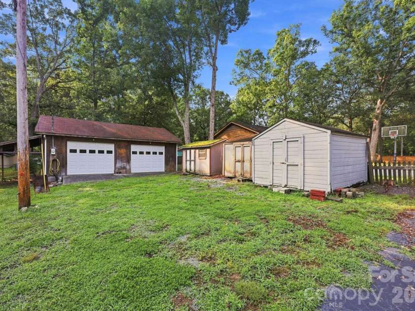 2204 Wilson Avenue, Monroe, NC 28110.  MLS# CAR4406742, YatesRealty ID 43119. 