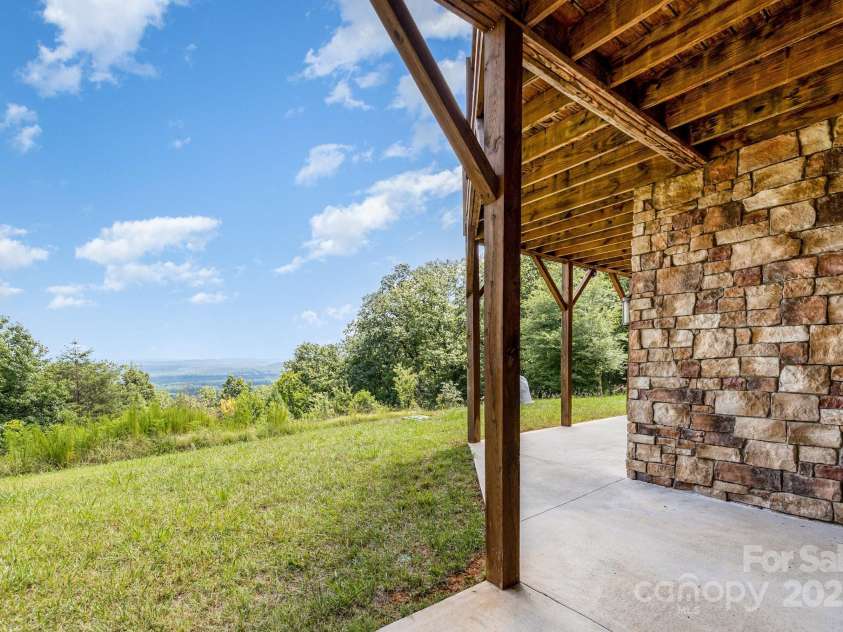 1220 Sierra Trace Road, Denton, NC 27239.  MLS# CAR4289896, YatesRealty ID 4312. 