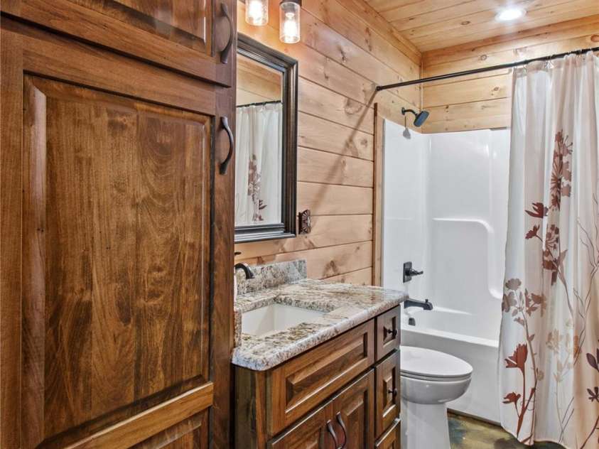 1220 Sierra Trace Road, Denton, NC 27239.  MLS# CAR4289896, YatesRealty ID 4312. 