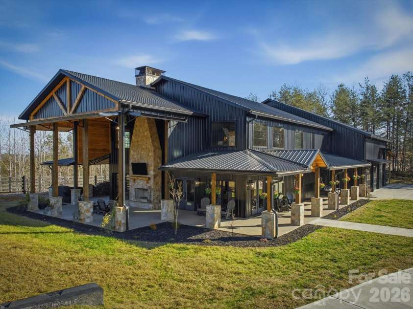 4407 Georgia Pines Road, Morganton, NC 28655.  MLS# CAR4335144, YatesRealty ID 4312. 