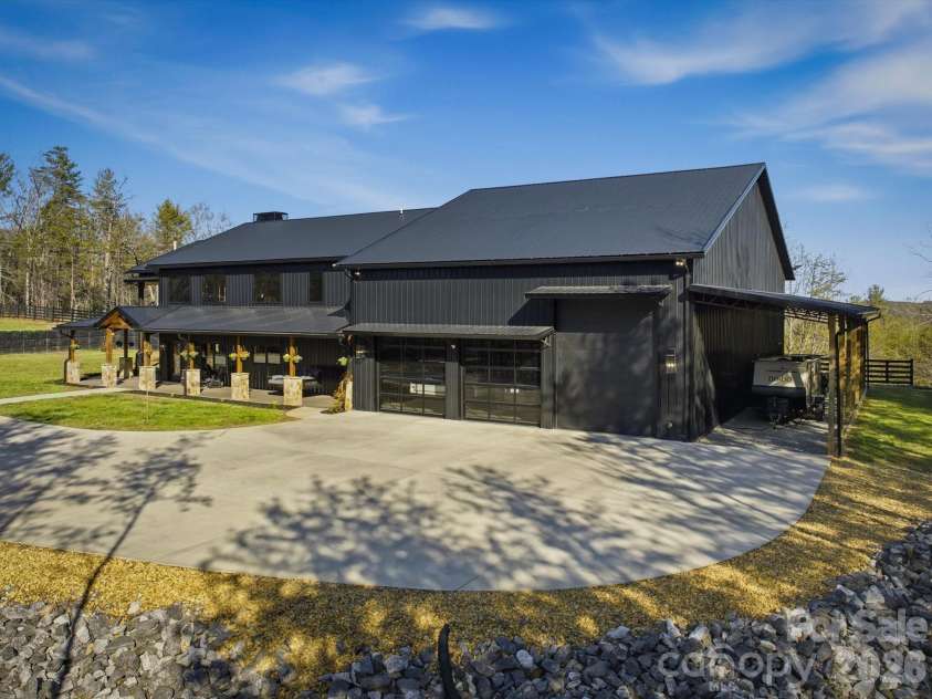 4407 Georgia Pines Road, Morganton, NC 28655.  MLS# CAR4335144, YatesRealty ID 4312. 