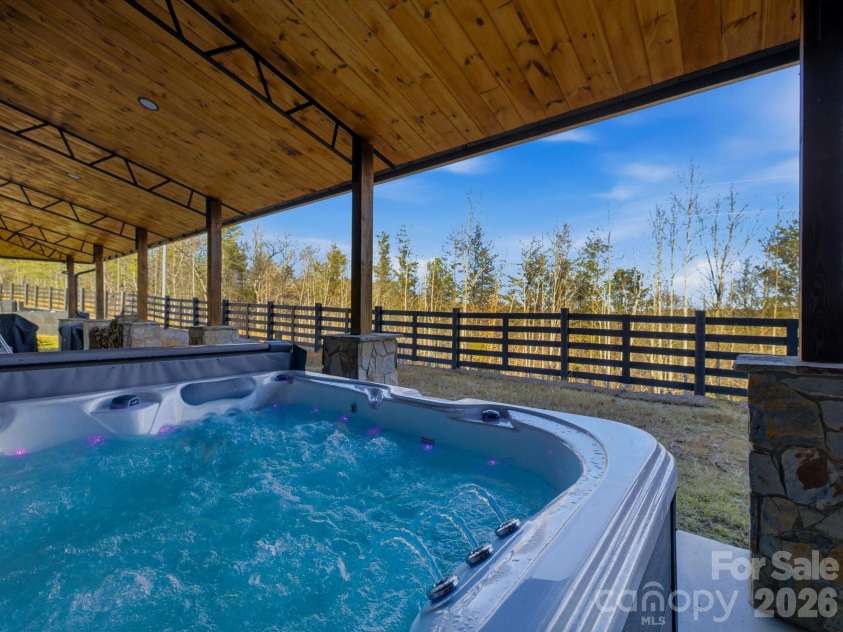 4407 Georgia Pines Road, Morganton, NC 28655.  MLS# CAR4335144, YatesRealty ID 4312. 