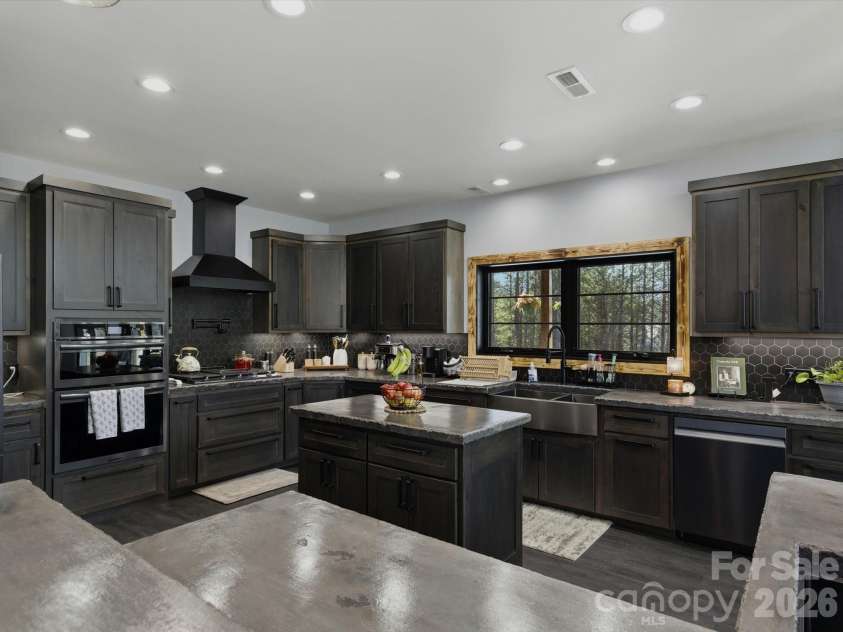 4407 Georgia Pines Road, Morganton, NC 28655.  MLS# CAR4335144, YatesRealty ID 4312. 