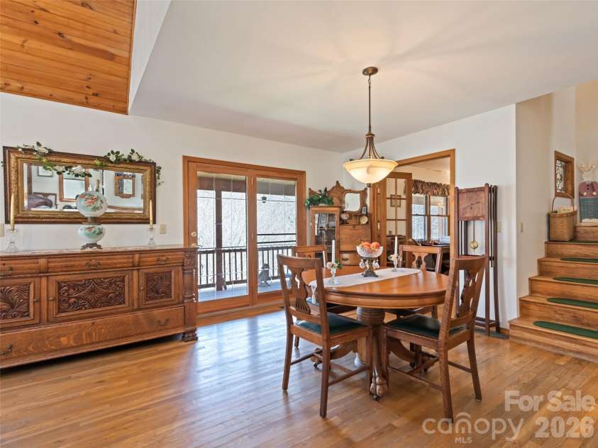 89 41 46 Stump Lane, Maggie Valley, NC 28751.  MLS# CAR4387985, YatesRealty ID 43120. 