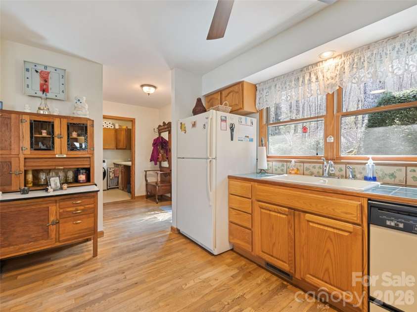 89 Stump Lane, Maggie Valley, NC 28751.  MLS# CAR4362363, YatesRealty ID 43121. 