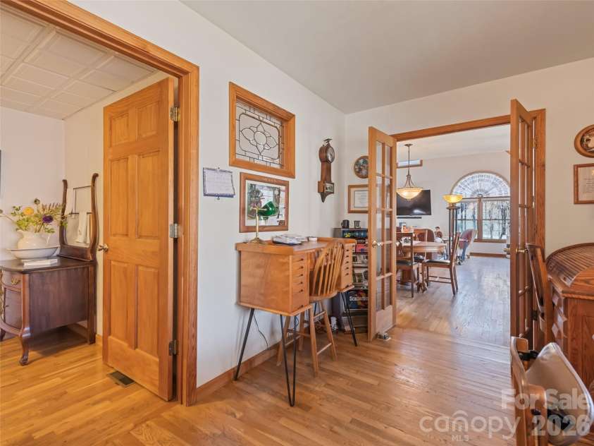 89 Stump Lane, Maggie Valley, NC 28751.  MLS# CAR4362363, YatesRealty ID 43121. 