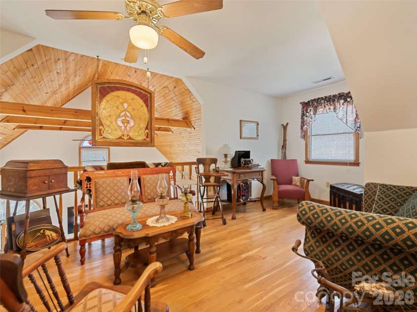 89 Stump Lane, Maggie Valley, NC 28751.  MLS# CAR4362363, YatesRealty ID 43121. 