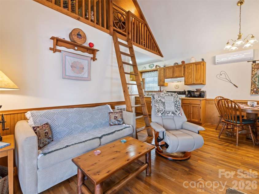 89 Stump Lane, Maggie Valley, NC 28751.  MLS# CAR4362363, YatesRealty ID 43121. 