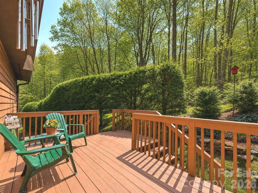 89 Stump Lane, Maggie Valley, NC 28751.  MLS# CAR4362363, YatesRealty ID 43121. 