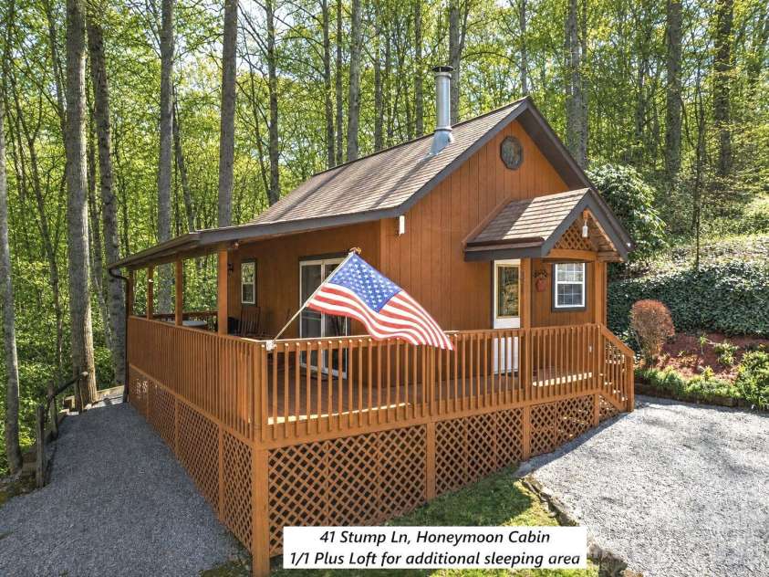 89 Stump Lane, Maggie Valley, NC 28751.  MLS# CAR4362363, YatesRealty ID 43121. 