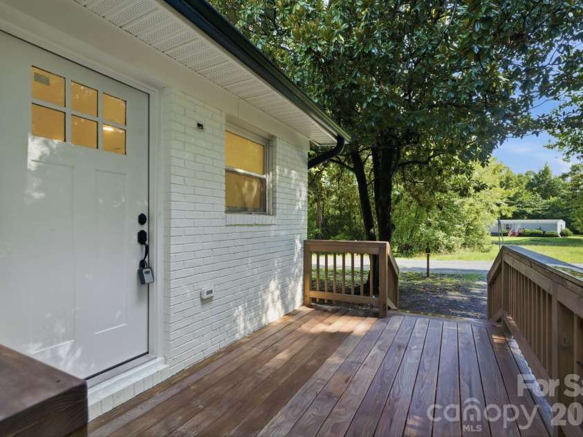 45680 Blackhawk Lane, New London, NC 28127.  MLS# CAR4408884, YatesRealty ID 43122. 