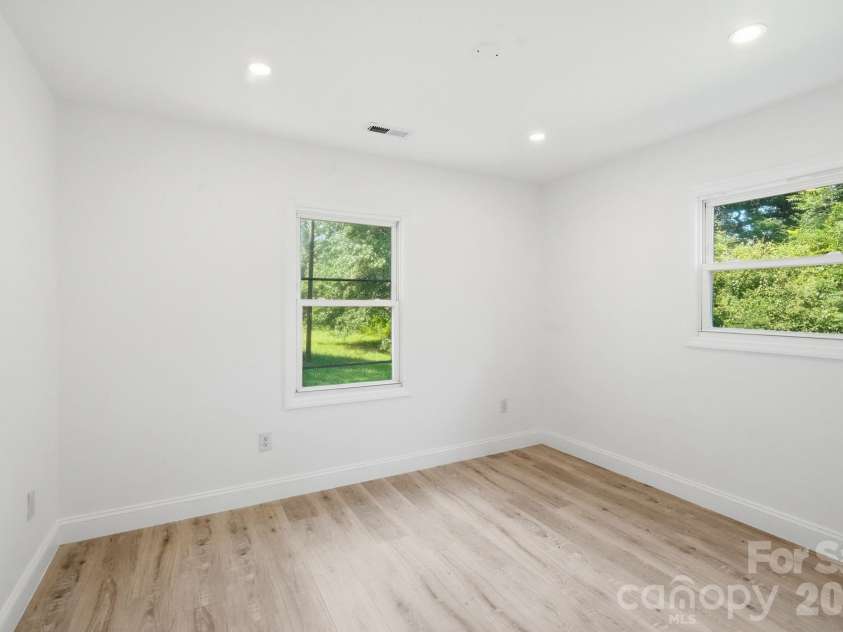 45680 Blackhawk Lane, New London, NC 28127.  MLS# CAR4408884, YatesRealty ID 43122. 