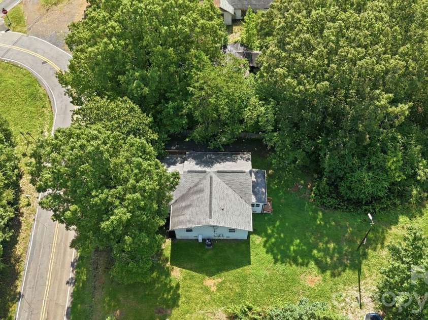 45680 Blackhawk Lane, New London, NC 28127.  MLS# CAR4408884, YatesRealty ID 43122. 