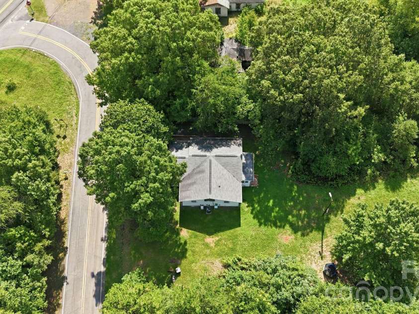 45680 Blackhawk Lane, New London, NC 28127.  MLS# CAR4408884, YatesRealty ID 43122. 