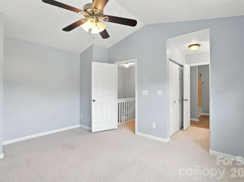 9014 Four Mile Creek Road, Charlotte, NC 28277.  MLS# CAR4410075, YatesRealty ID 43125. 