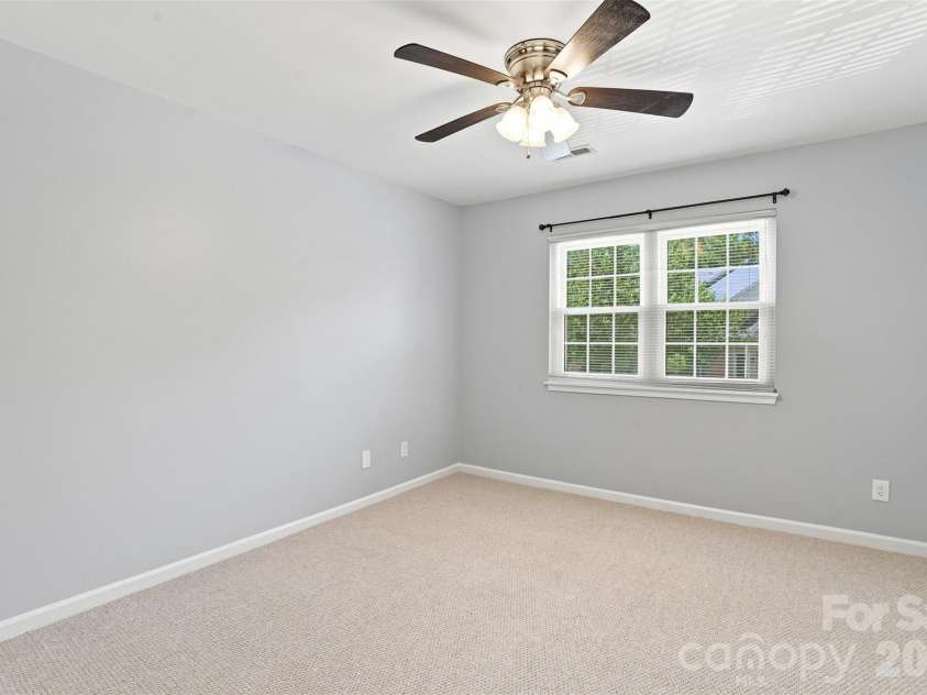 9014 Four Mile Creek Road, Charlotte, NC 28277.  MLS# CAR4410075, YatesRealty ID 43125. 