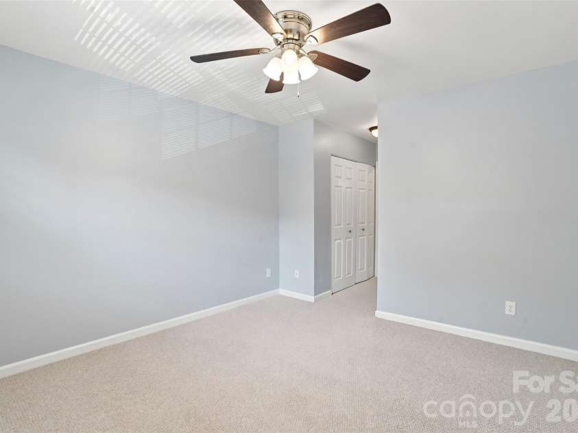 9014 Four Mile Creek Road, Charlotte, NC 28277.  MLS# CAR4410075, YatesRealty ID 43125. 