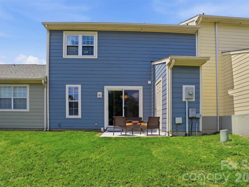 9014 Four Mile Creek Road, Charlotte, NC 28277.  MLS# CAR4410075, YatesRealty ID 43125. 