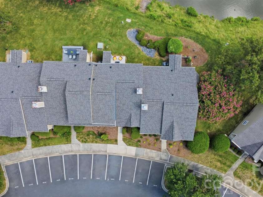 9014 Four Mile Creek Road, Charlotte, NC 28277.  MLS# CAR4410075, YatesRealty ID 43125. 