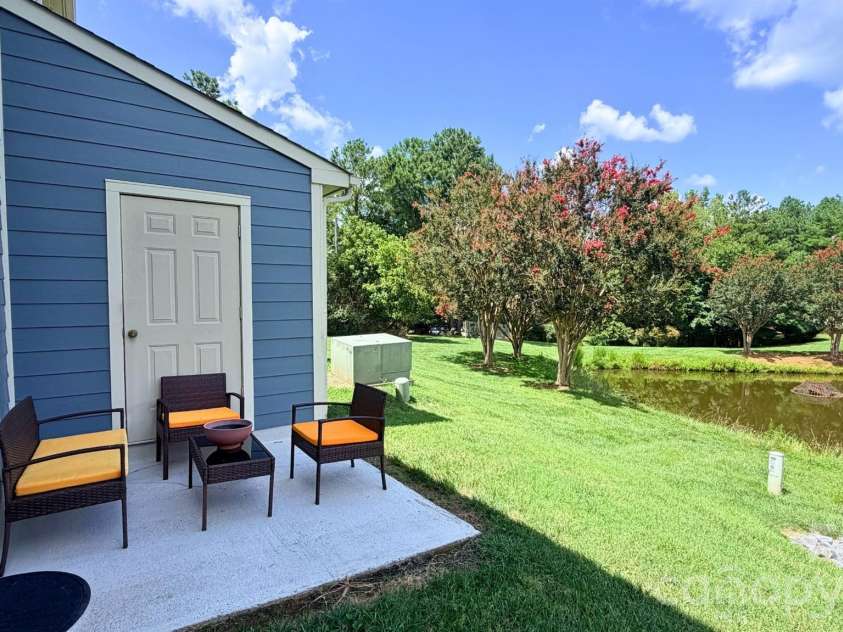 9014 Four Mile Creek Road, Charlotte, NC 28277.  MLS# CAR4410075, YatesRealty ID 43125. 