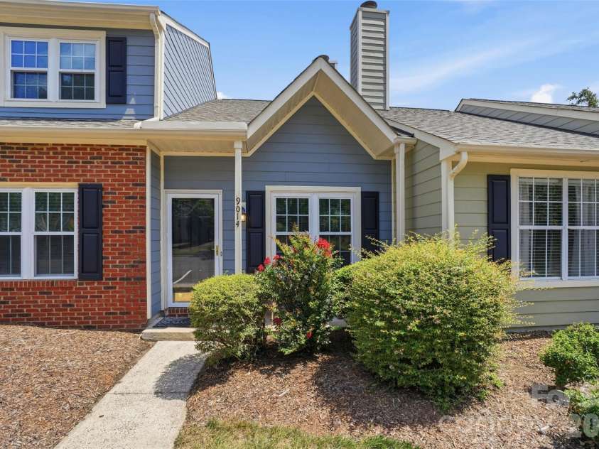 9014 Four Mile Creek Road, Charlotte, NC 28277.  MLS# CAR4410075, YatesRealty ID 43125. Front Exterior