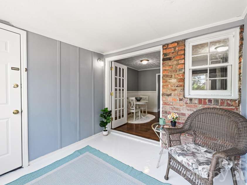 918 McAlway Road, Charlotte, NC 28211.  MLS# CAR4404496, YatesRealty ID 43126. 