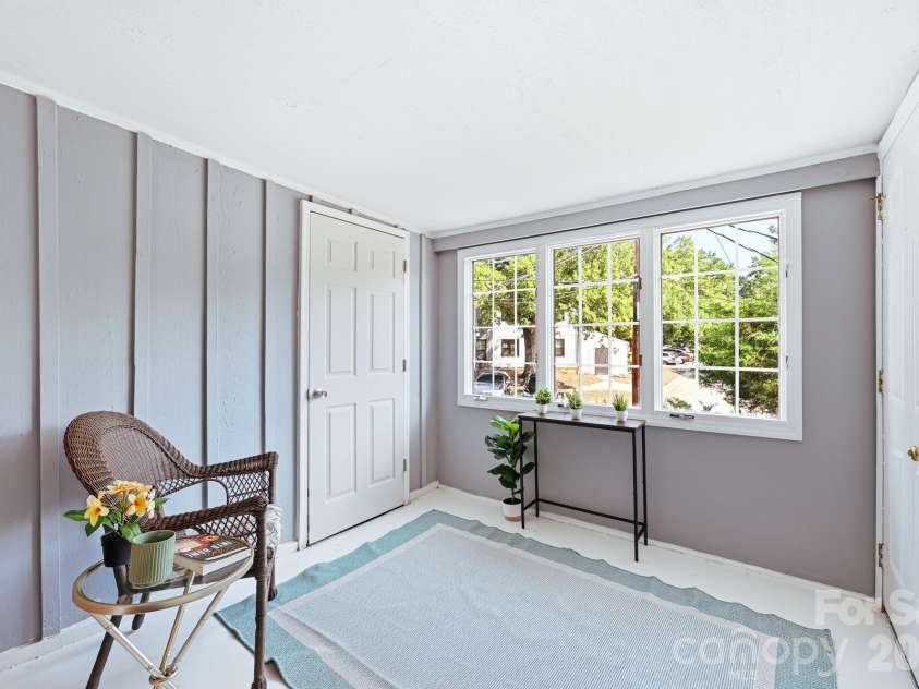 918 McAlway Road, Charlotte, NC 28211.  MLS# CAR4404496, YatesRealty ID 43126. 