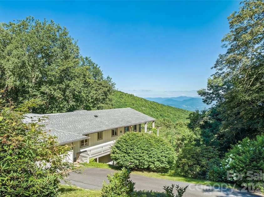 75 Briarwood Lane, Maggie Valley, NC 28751.  MLS# CAR4411453, YatesRealty ID 43128. 75 Briarwood - high elevation - gorgeous views!