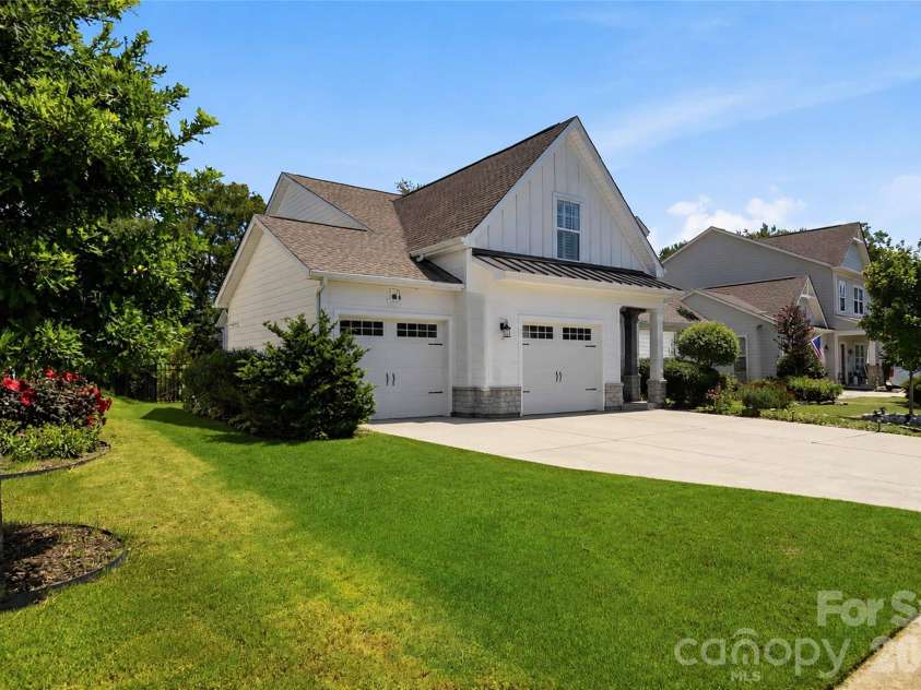 4108 Bent Green Lane, Monroe, NC 28112.  MLS# CAR4411876, YatesRealty ID 43129. 