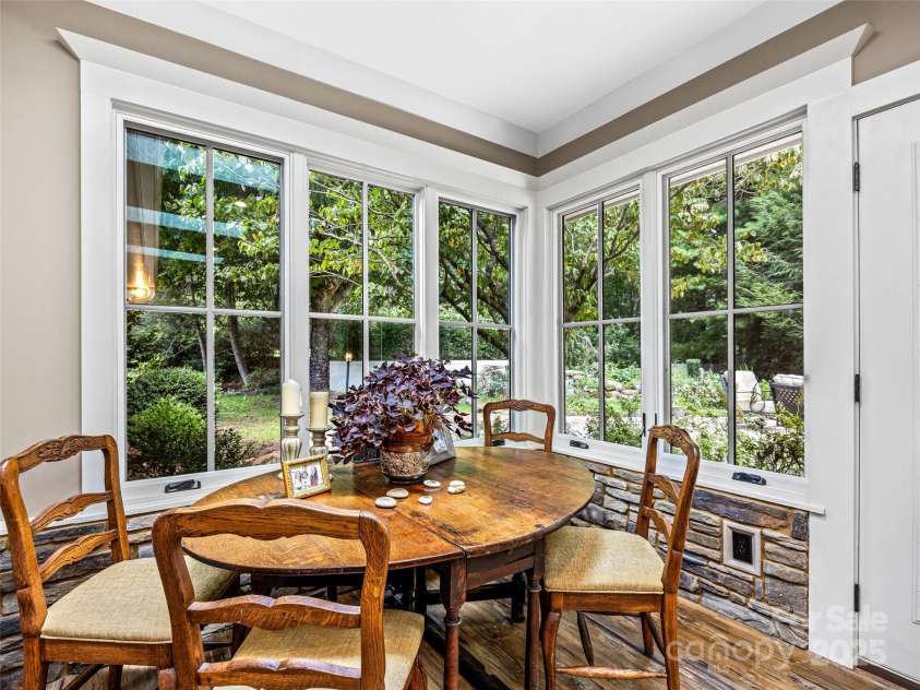440 Rickel Drive, Hendersonville, NC 28739.  MLS# CAR4292557, YatesRealty ID 4313. 