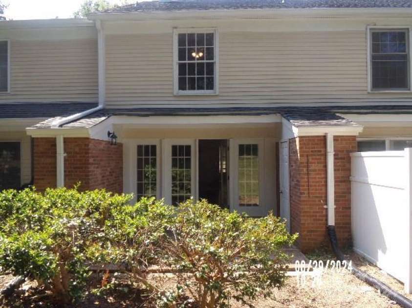 7118 Quail Meadow Lane, Charlotte, NC 28210.  MLS# CAR4178387, YatesRealty ID 4313. Rear