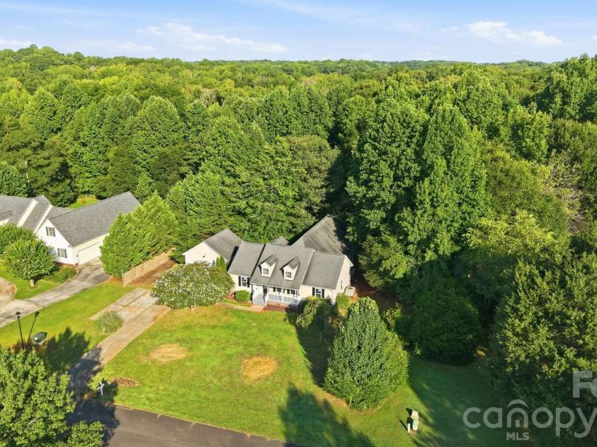 910 Little Brook Circle, York, SC 29745.  MLS# CAR4409495, YatesRealty ID 43130. Aerial view