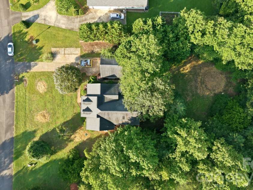 910 Little Brook Circle, York, SC 29745.  MLS# CAR4409495, YatesRealty ID 43130. Aerial view