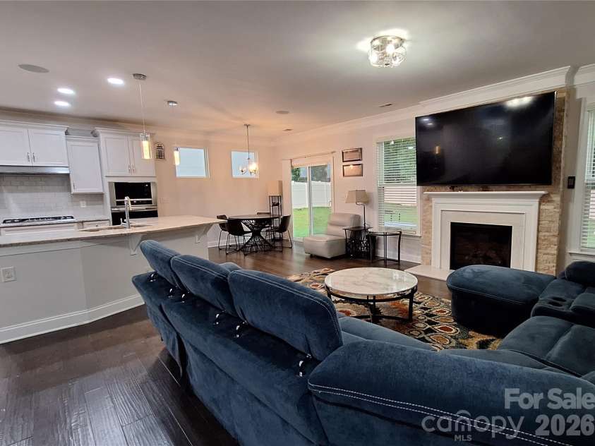 8207 Shady Pond Drive, Charlotte, NC 28227.  MLS# CAR4406795, YatesRealty ID 43131. 