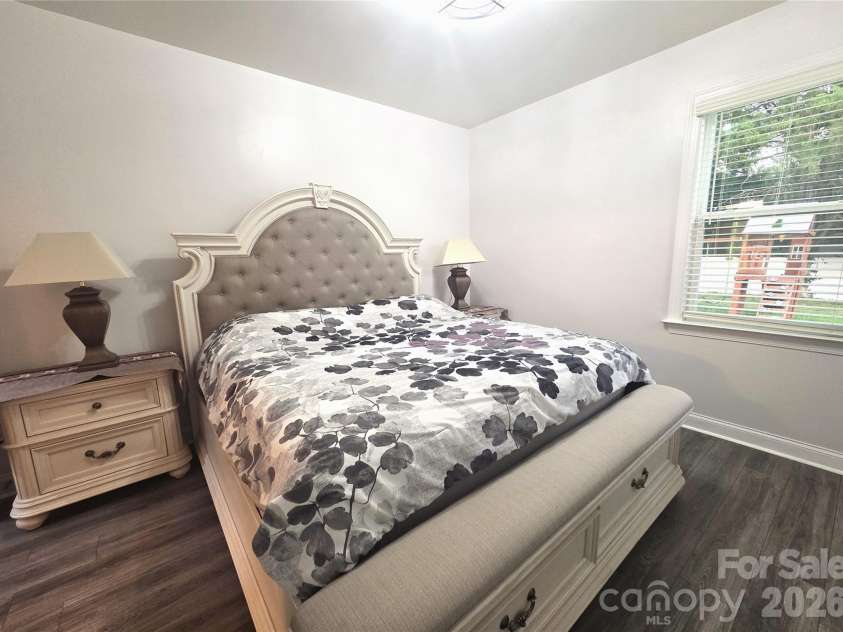 8207 Shady Pond Drive, Charlotte, NC 28227.  MLS# CAR4406795, YatesRealty ID 43131. 
