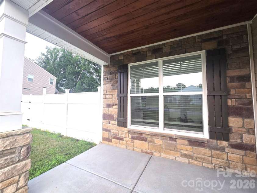 8207 Shady Pond Drive, Charlotte, NC 28227.  MLS# CAR4406795, YatesRealty ID 43131. 