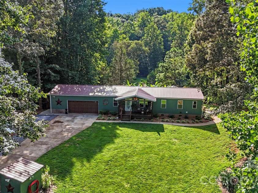 1206 Alberto Lane, Stanley, NC 28164.  MLS# CAR4411252, YatesRealty ID 43132. 