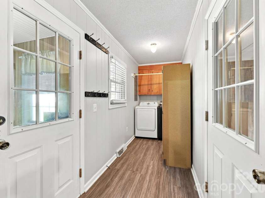 558 Snuggs Street, Albemarle, NC 28001.  MLS# CAR4410926, YatesRealty ID 43135. 