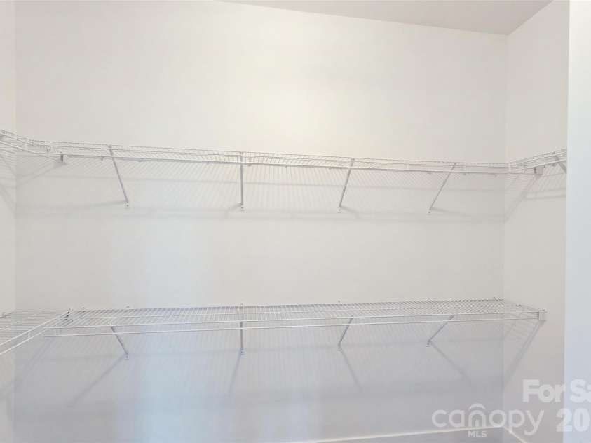 233 Pinnacle Crossing, Shelby, NC 28152.  MLS# CAR4411064, YatesRealty ID 43136. 