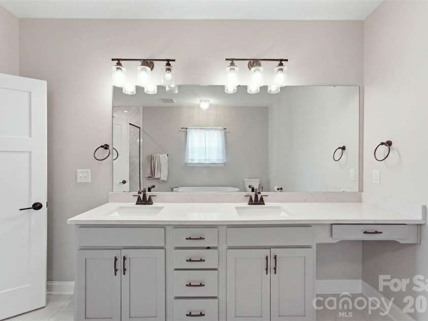 233 Pinnacle Crossing, Shelby, NC 28152.  MLS# CAR4411064, YatesRealty ID 43136. 